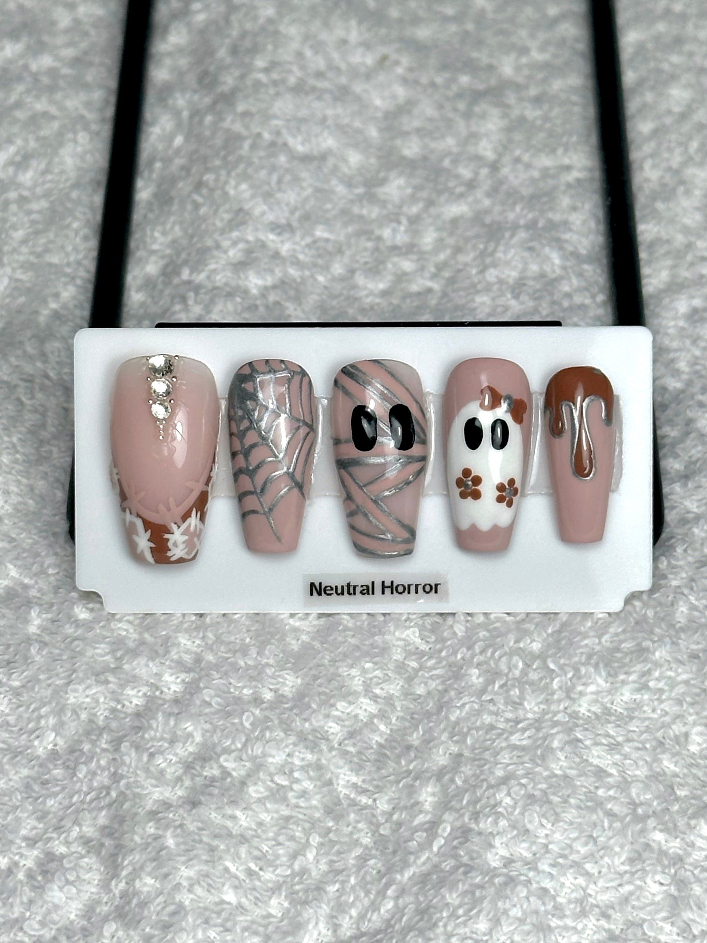 Neutral Horror 🤎